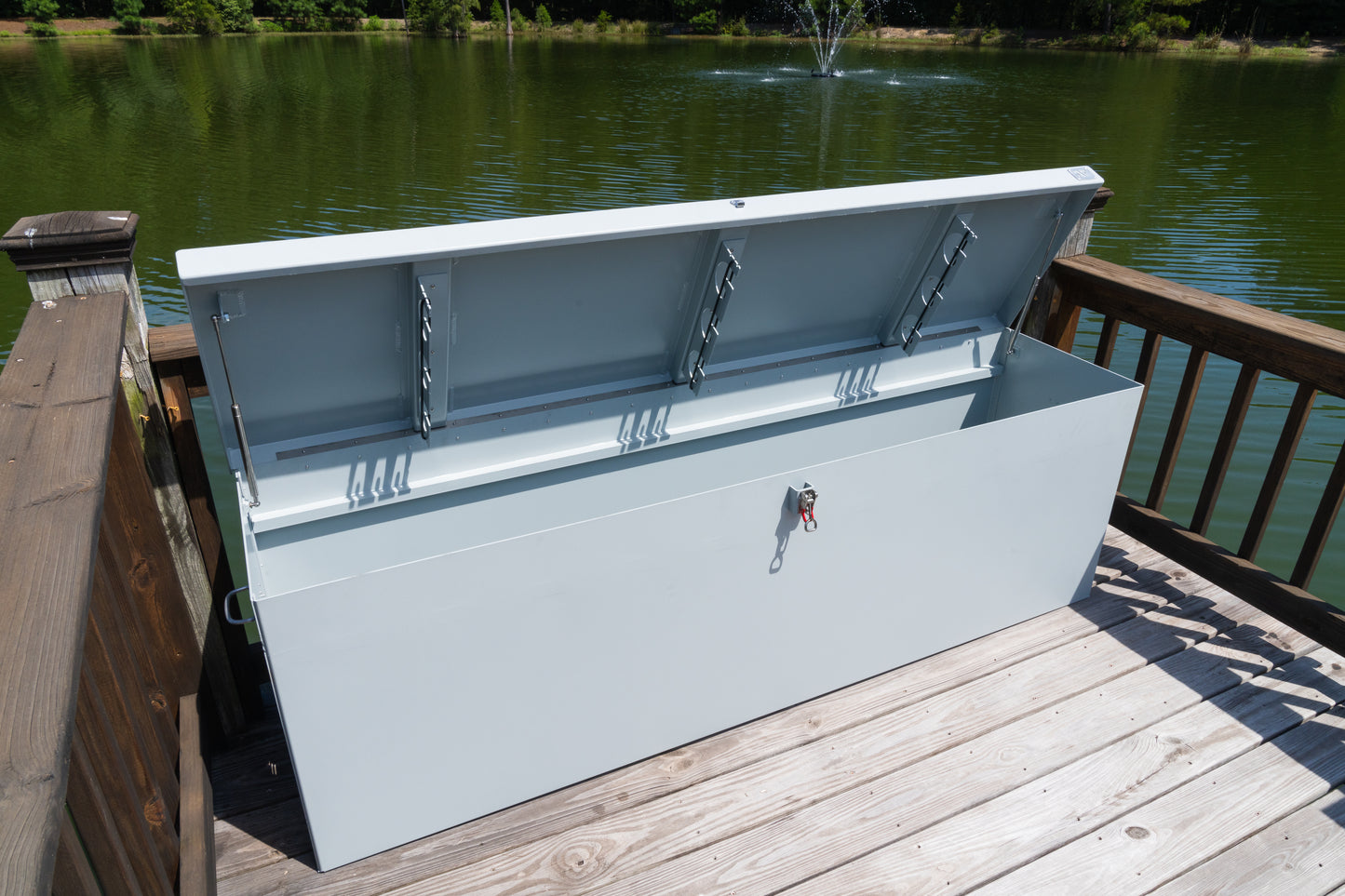 DB-8020 Dock/ Deck Box