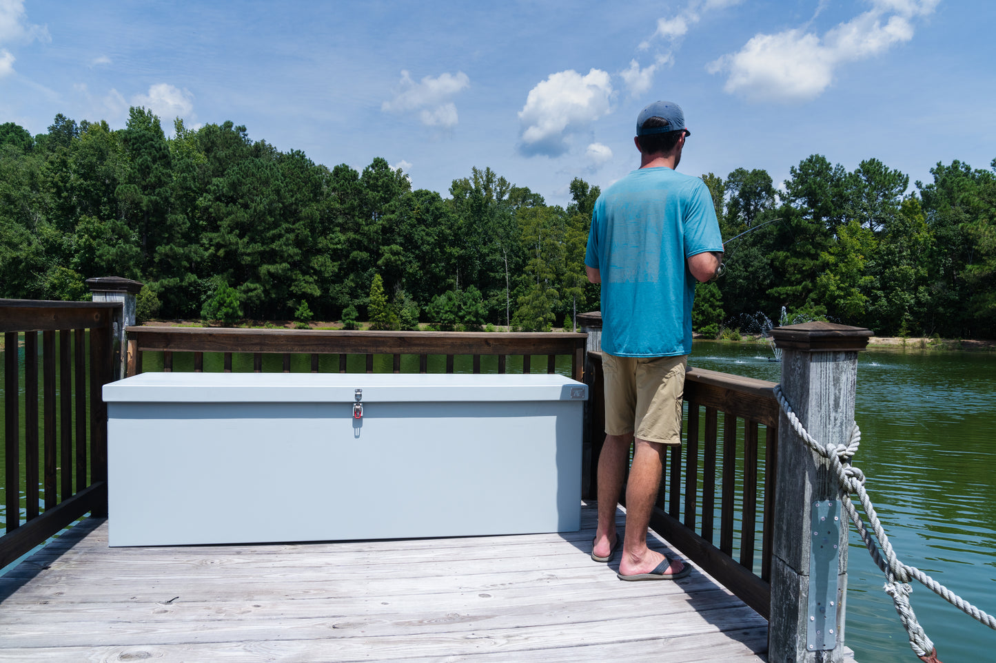 DB-8020 Dock/ Deck Box