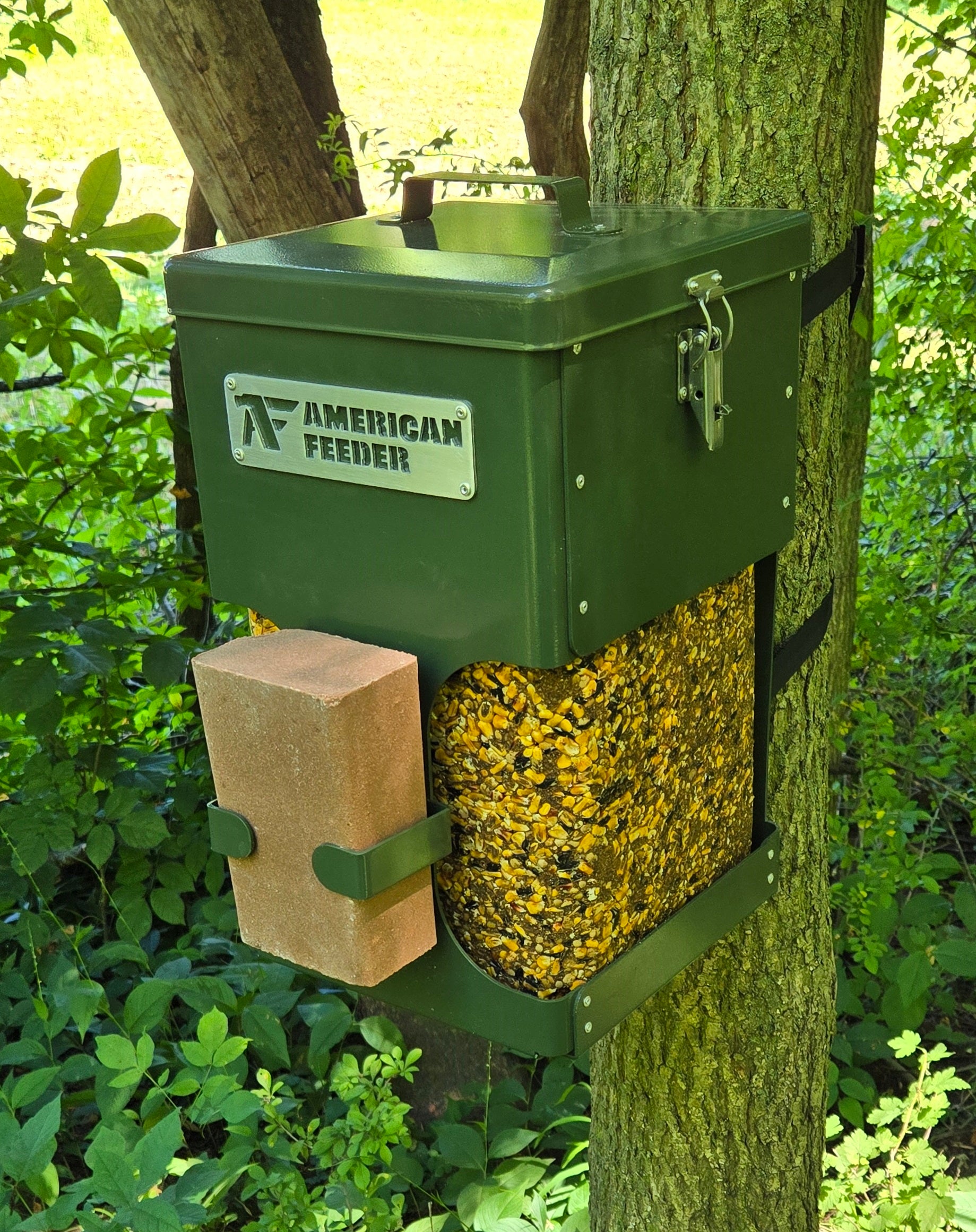 BF-40 Block Feeder – American Feeder